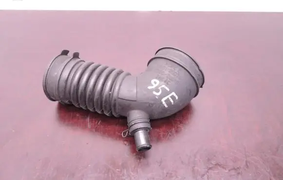 Lexus IS 220D-250-350 Turbo air intake inlet pipe/hose 1788126070 1788026010 D95
