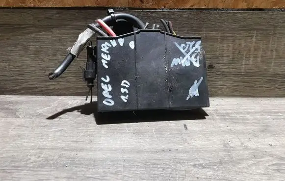 Opel Meriva A Fuse box set 9685661