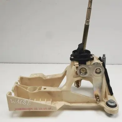 Mercedes-Benz A W168 Gear selector/shifter in gearbox A1683601009