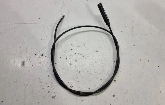 Skoda Octavia Mk2 (1Z) Engine bonnet/hood lock release cable 1Z0823533A
