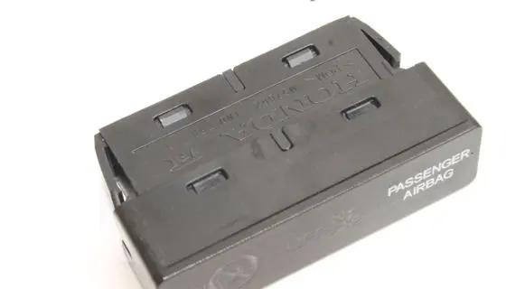 Honda Jazz Passenger airbag on/off switch M57662