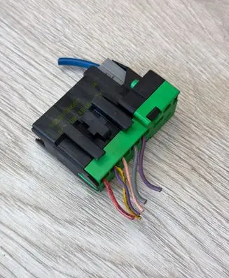 Citroen C5 Fuse module 9652935680 15446471