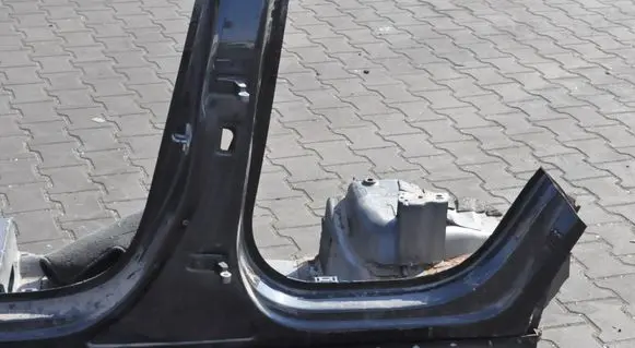 Volvo XC60 Side car body part 