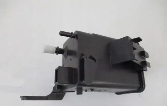 Active carbon filter fuel vapour canister