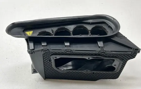 Other engine bay part
