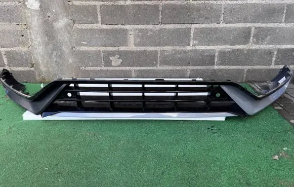 Volvo XC90 Front bumper lip 32345457