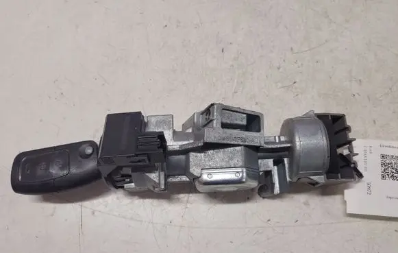 Ford C-MAX I Ignition lock 3M513F880AD 6E5T15607BA