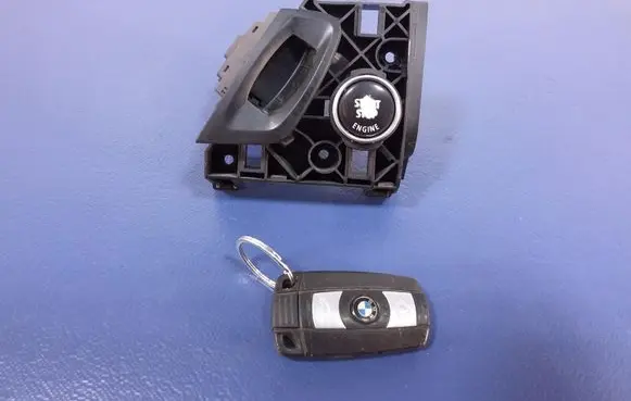 BMW X6 E71 Ignition lock 9177973