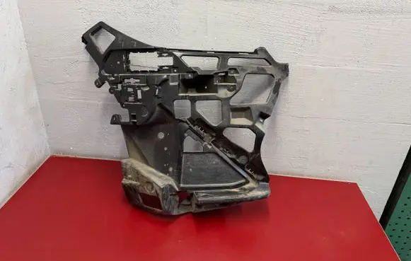 BMW X1 U11 Front bumper mounting bracket 9881916 51119881916