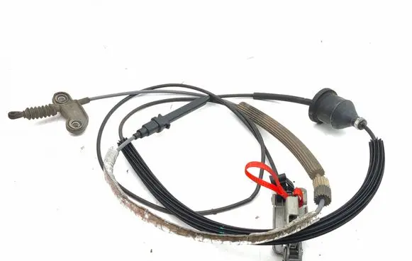 Maserati Ghibli Engine bonnet/hood lock release cable