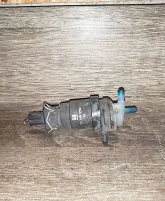 Opel Astra G Windscreen/windshield washer pump 13248320