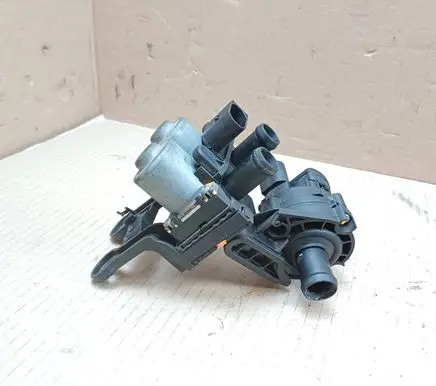 Audi A6 S6 C6 4F Coolant heater control valve 0392023007 060320N