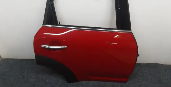 Mini Cooper Countryman F60 Rear door