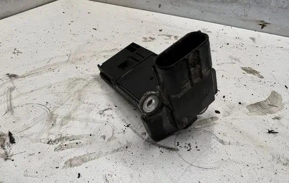 Honda CR-V Mass air flow meter AFH70M62A