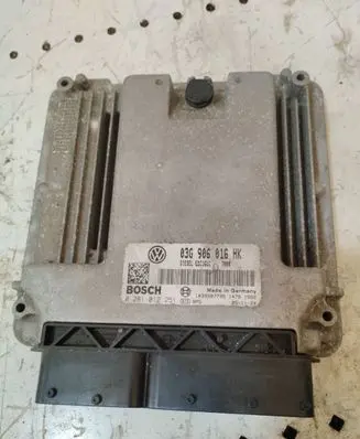Volkswagen Touran I Engine control unit/module 03G906016HK 1039S07795 0281012251