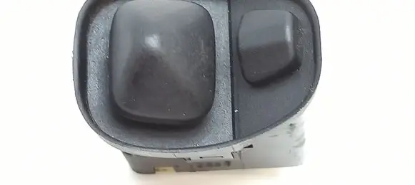 BMW 7 E23 Wing mirror switch 61311369331 03830700