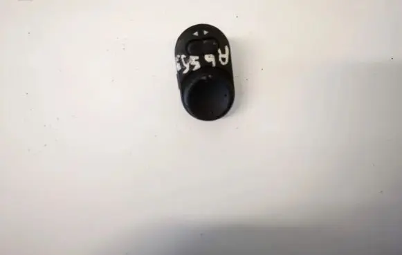 Wing mirror switch