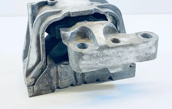 Skoda Octavia Mk2 (1Z) Engine mount bracket 1K0199262BA