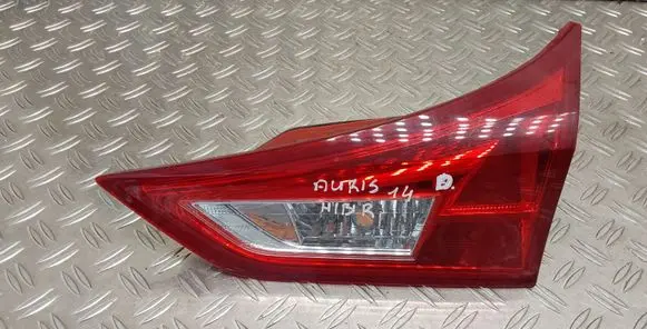 Toyota Auris E180 Tailgate rear/tail lights