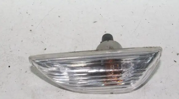 Opel Mokka Front fender indicator light 