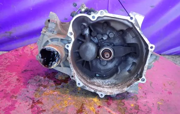 Mitsubishi Colt Manual 5 speed gearbox F5M411