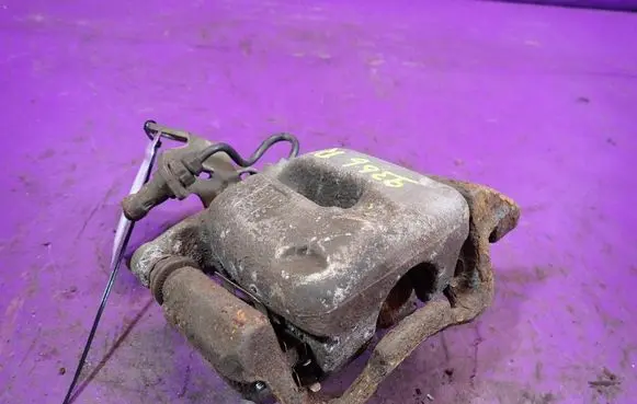 Skoda Octavia Mk2 (1Z) Rear brake caliper