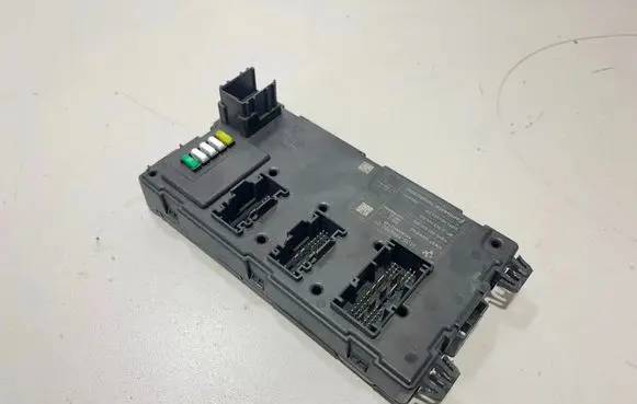 BMW 4 F36 Gran coupe Central body control module 9866982