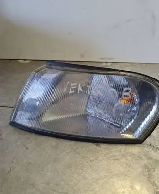 Opel Vectra B Front indicator light E94011