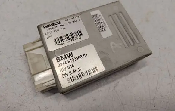 BMW X5 E70 Air suspension control unit module (rear) 37146793163 37146778966