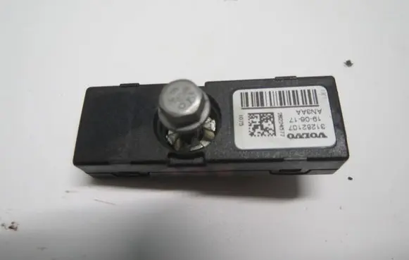 Volvo V60 Aerial antenna amplifier 31282107