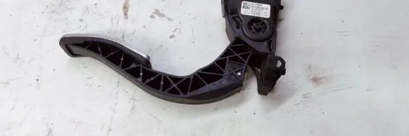 Audi A4 S4 B8 8K Accelerator throttle pedal 4H1723523