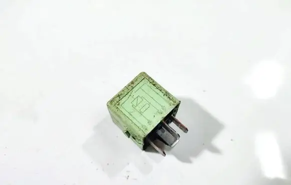 BMW 3 E36 Other relay 61368373700
