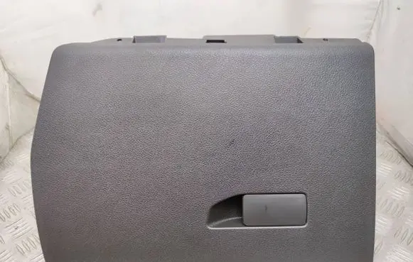 Peugeot Traveller Glove box 9808242577 9809819477