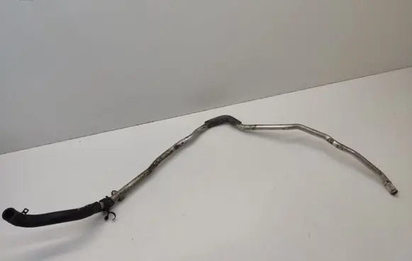 Mercedes-Benz E W212 Engine coolant pipe/hose
