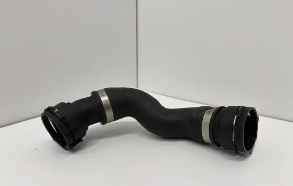 BMW 5 F10 F11 Engine coolant pipe/hose 8509273 NW3225GRD