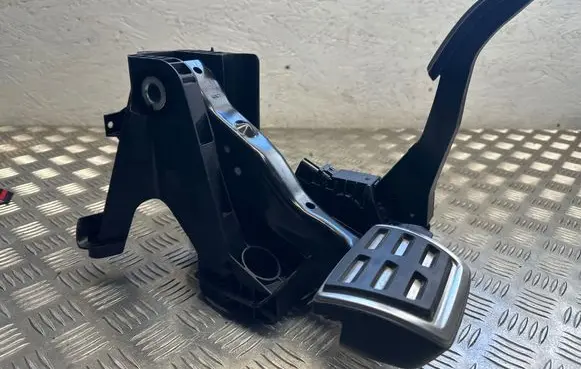 Cupra Formentor Pedal assembly 5Q1723058CH 140621