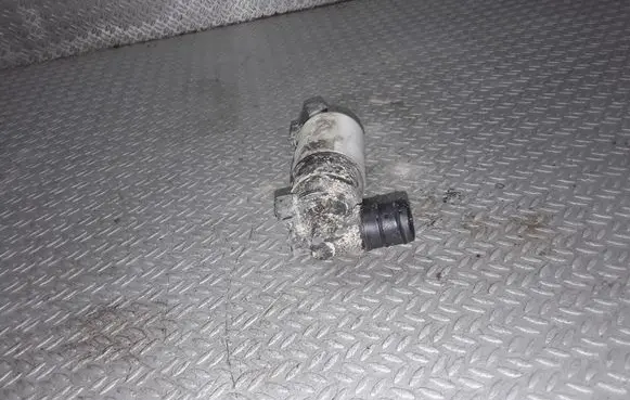 Citroen C4 I Windscreen/windshield washer pump 9641553880