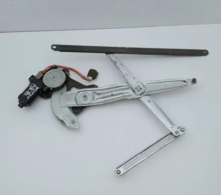 Suzuki Baleno EG Front door window regulator with motor 8343080F00