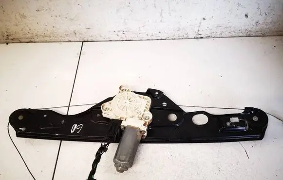 Mercedes-Benz E W211 Rear door window regulator motor A2118202442