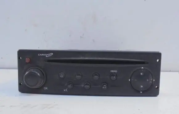 Renault Trafic II (X83) HiFi Audio sound control unit 8200796530