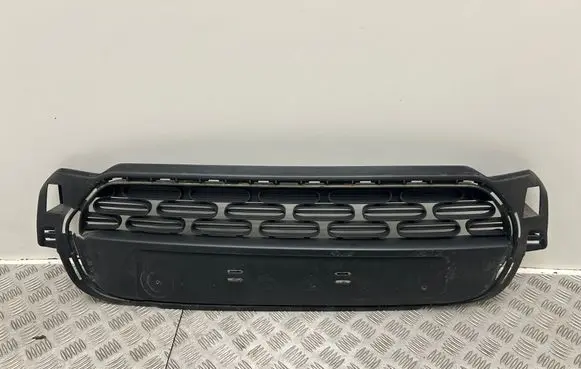 Front bumper lower grill