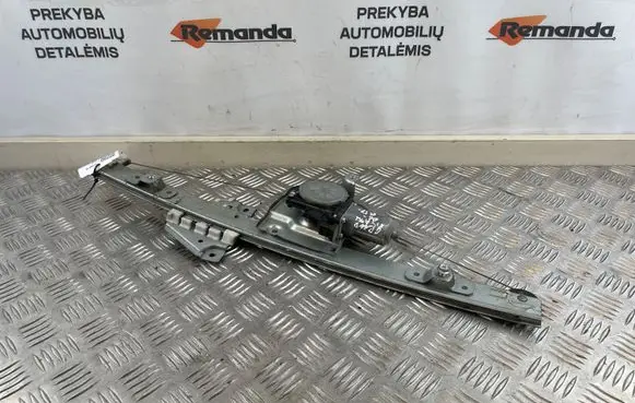 Suzuki Grand Vitara II Front door window regulator with motor 2621003520