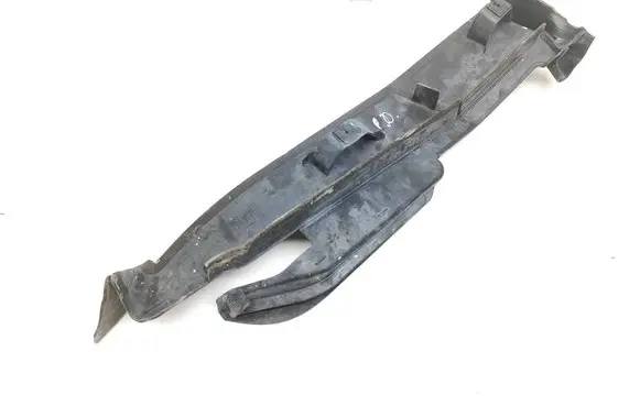 Audi A3 S3 8V Fender end trim 8V0821170E