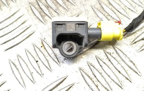 Skoda Fabia Mk2 (5J) Airbag deployment crash/impact sensor 2H0959351 111010206