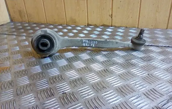 Mercedes-Benz C W203 Front lower control arm/wishbone