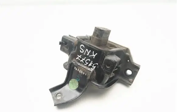 Hyundai i10 Engine mount bracket