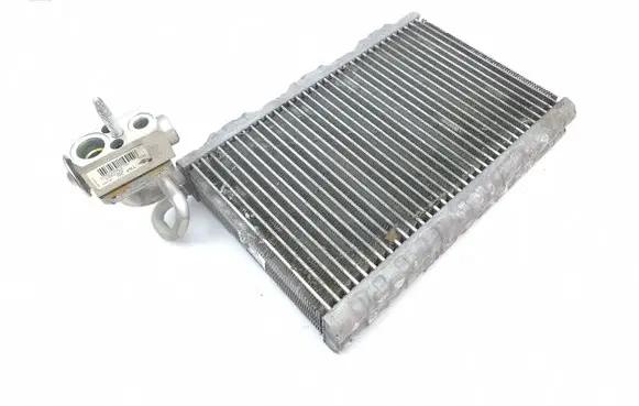 Air conditioning (A/C) radiator (interior)