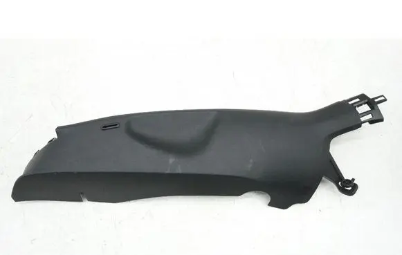 Skoda Kamiq Other sill/pillar trim element 657867765C