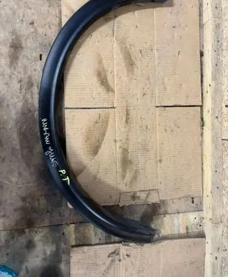 Nissan Juke I F15 Rear arch trim 121212