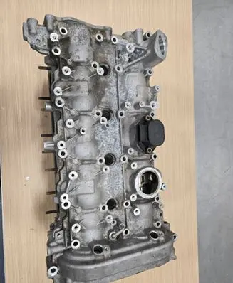 Mercedes-Benz GLC C253 Engine head A2640107001 A2640108001 R264016